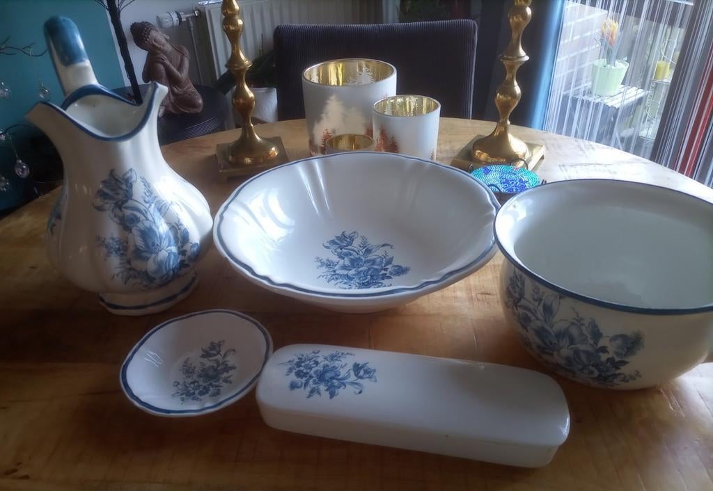 Set de toilette Delft, Enlèvement