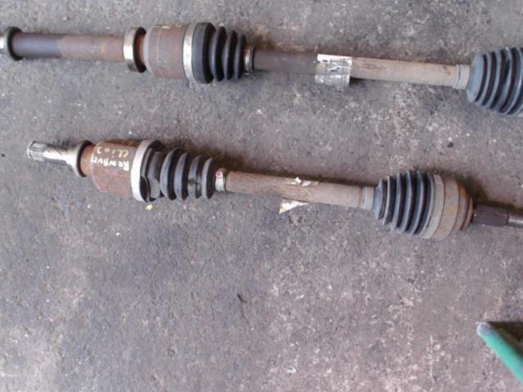 Cardan gauche Renault Clio III 1.2i 74kw 2005-2009 LP/13719, Ophalen of Verzenden, Gebruikt, Renault
