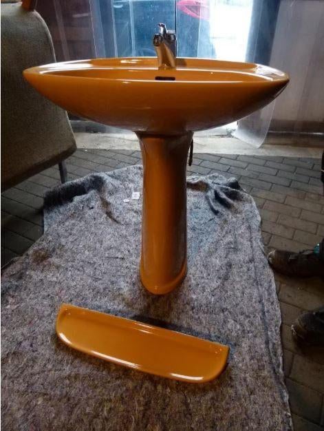 vintage wastafel lavabo 1975 curry geel, Enlèvement, Comme neuf, Pierre, Lavabo