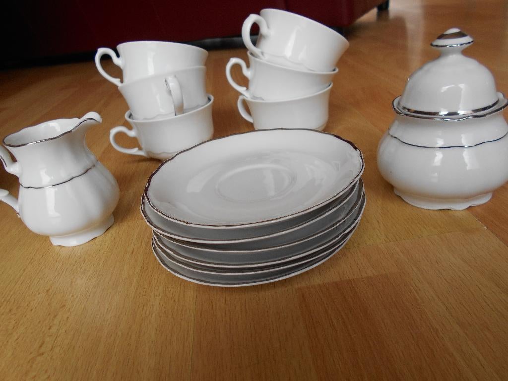 service de table blanc 6 personnes, Enlèvement, Comme neuf, Porcelaine, Service complet