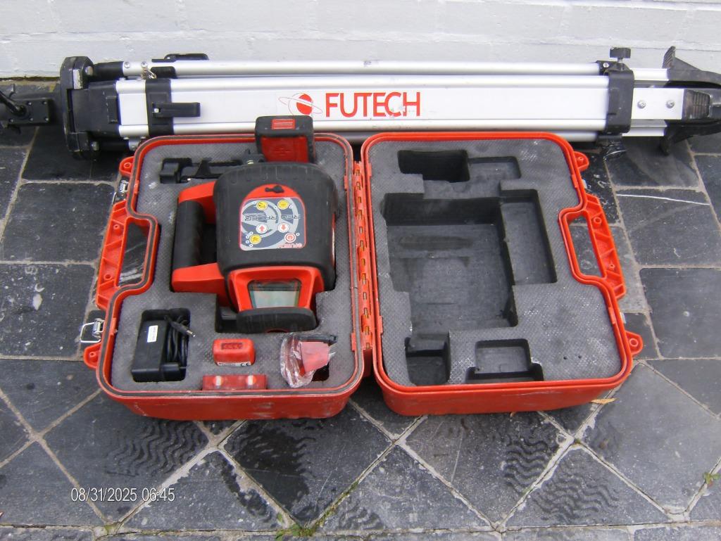 futech, Bricolage & Construction, Instruments de mesure, Enlèvement, Comme neuf, Distance