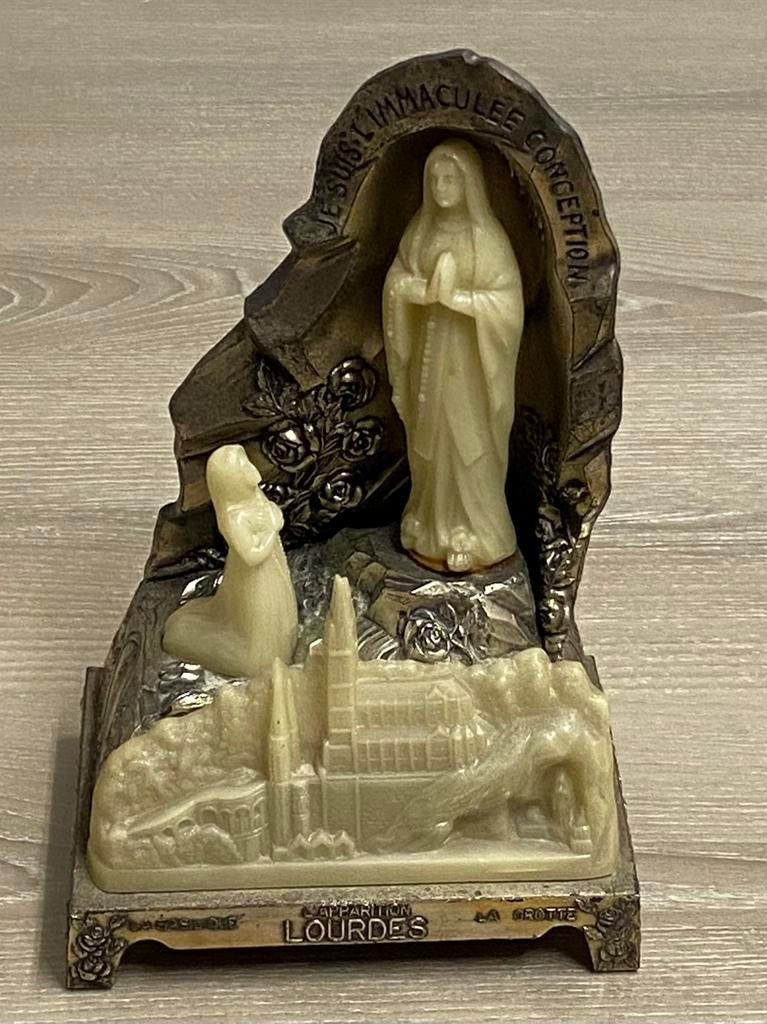 Ancienne boîte à musique souvenir de Lourdes, 9€, Enlèvement ou Envoi