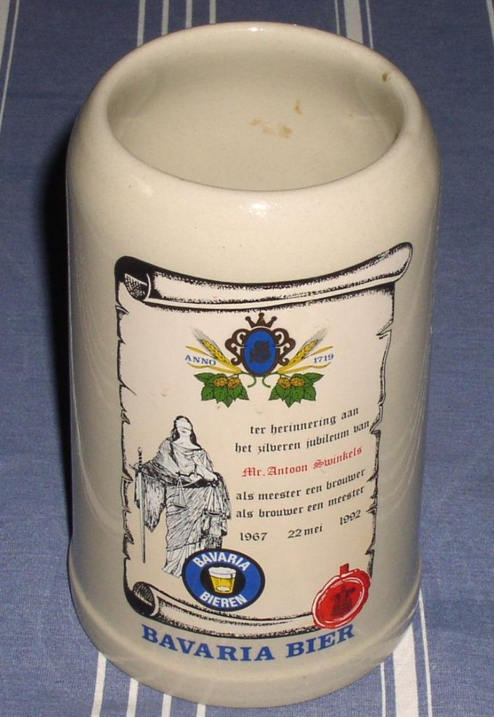 Stenen bierpot Bavaria Bier Lieshout, Collections, Marques de bière, Enlèvement ou Envoi, Comme neuf, Chope(s), Bavaria