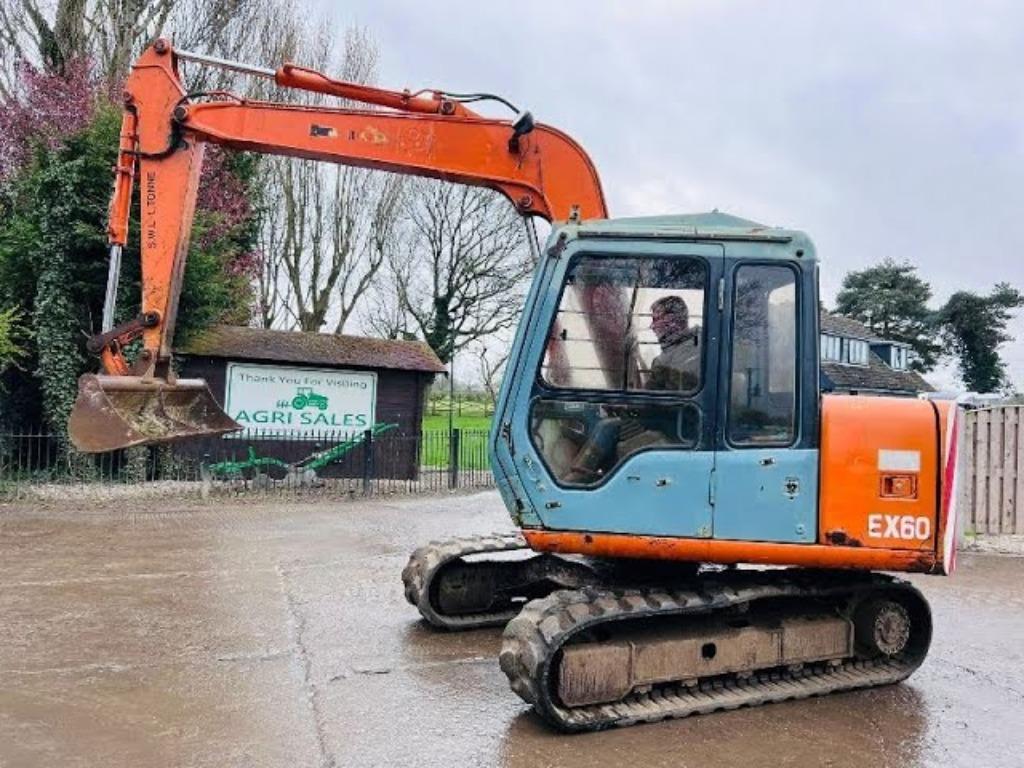 Moteur d'oscillation complet recherché Hitachi ex60-2, Enlèvement