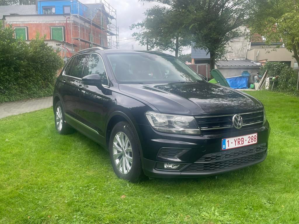 Een mooie Volkswagen Tiguan, Auto's, Volkswagen, Bluetooth, Stof, Zwart, Handgeschakeld