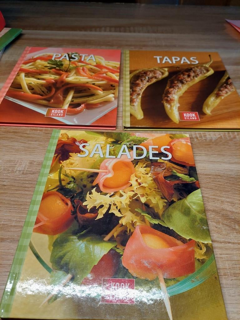 3 kook boekjes 3€ per stuk of 3 samen 5€, Ophalen
