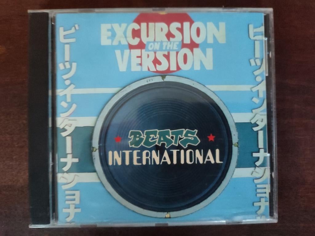 CD : BEATS INTERNATIONAL (NORMAN COOK) - EXCURSIONS ON THE.., Enlèvement ou Envoi, Comme neuf