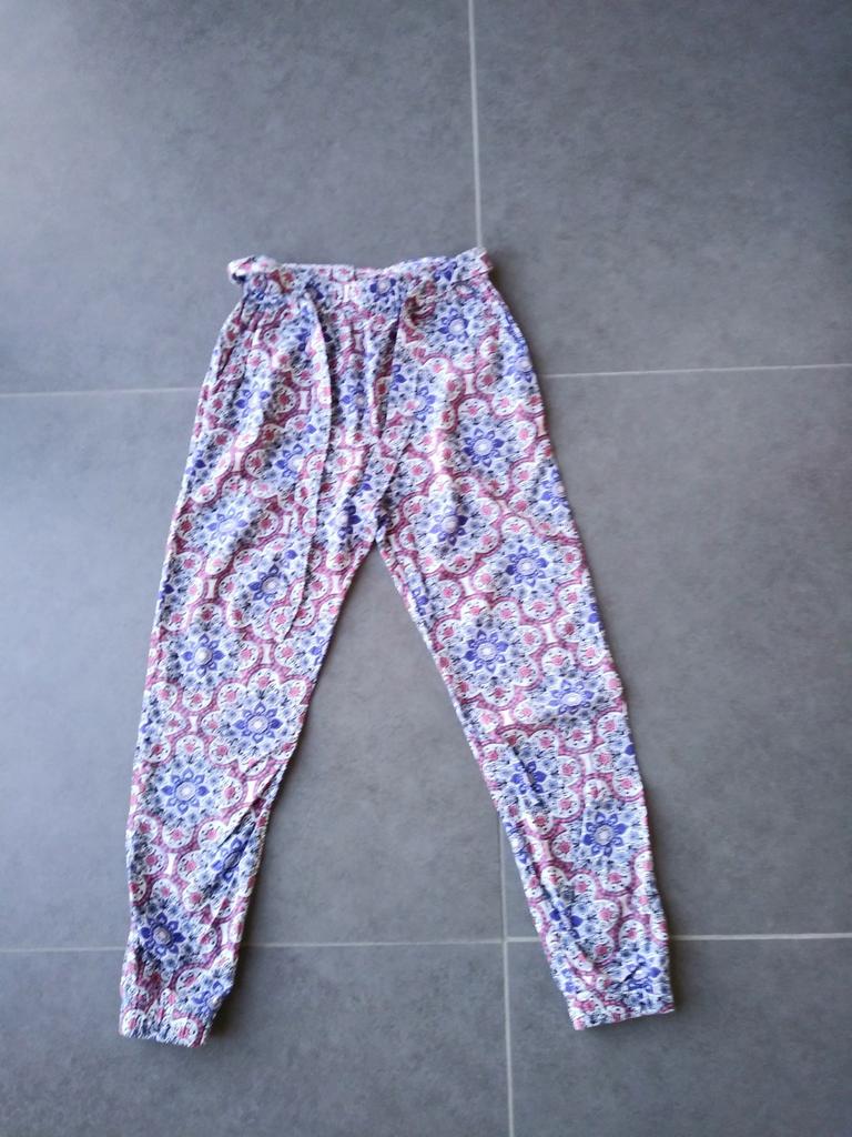 Losse broek voor meisjes maat 140, Kinderen en Baby's, Meisje, JBC, Zo goed als nieuw, Ophalen