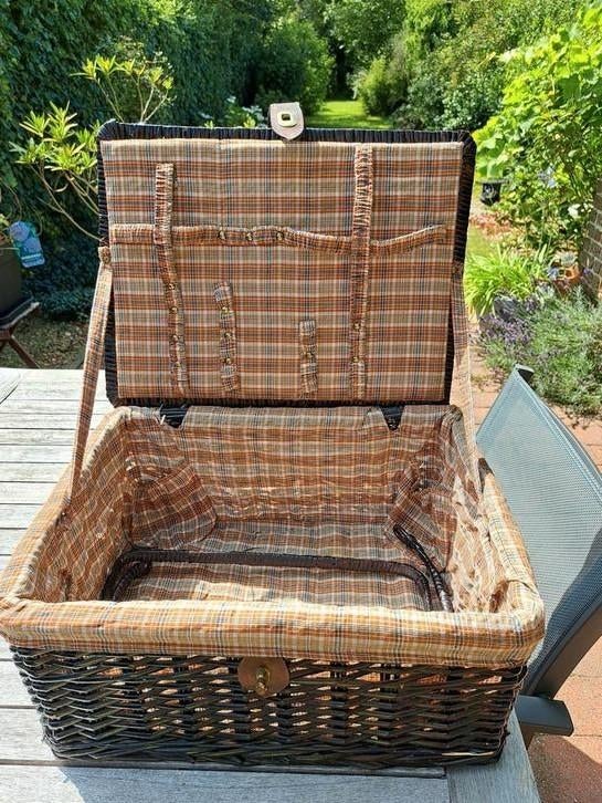 Panier de pique-nique vintage, Hobby & Loisirs créatifs, Paniers de pique-nique, Enlèvement, Utilisé
