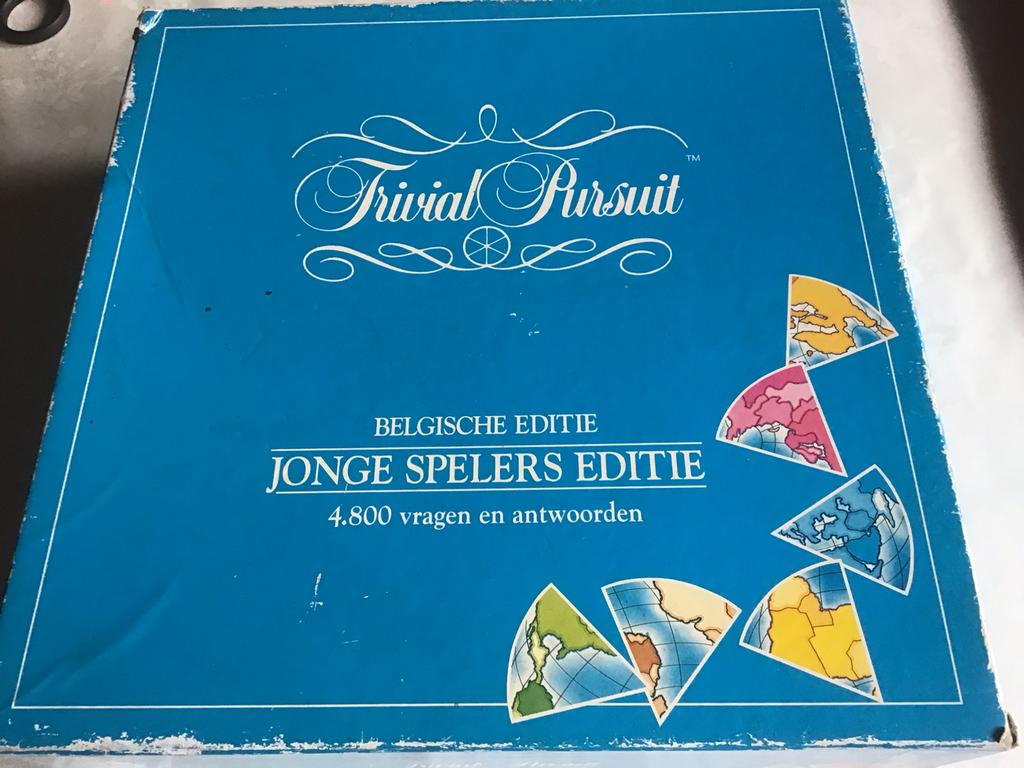 Trivial pursuit, Ophalen of Verzenden, Gebruikt
