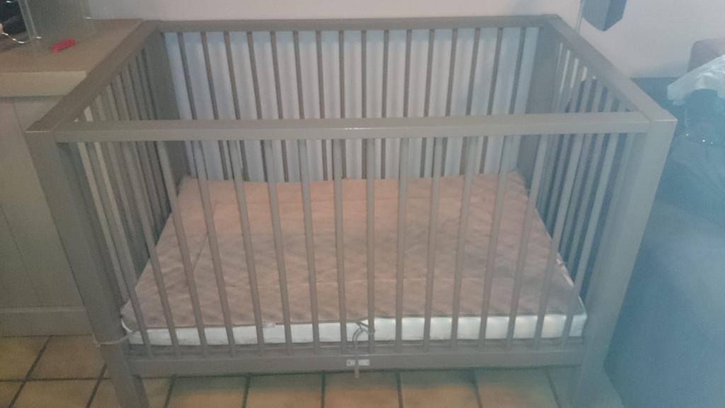 mooi tweelingpark met omranding, Kinderen en Baby's, Ophalen, Zo goed als nieuw