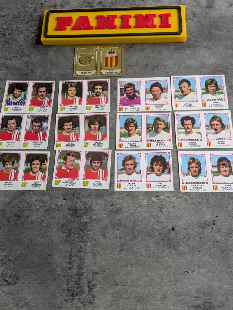 PANINI FOOTBALL 77 PAR OSTENDE À CHARLEROI 1977 13X, Envoi, Neuf