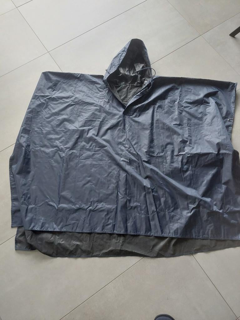 Regenponcho xl .....5€, Enlèvement, XL