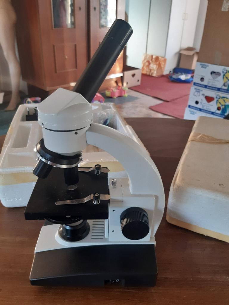 Novex Junior Led biologische microscoop (JR.1051), Ophalen, Zo goed als nieuw, Ontdekken, Met licht