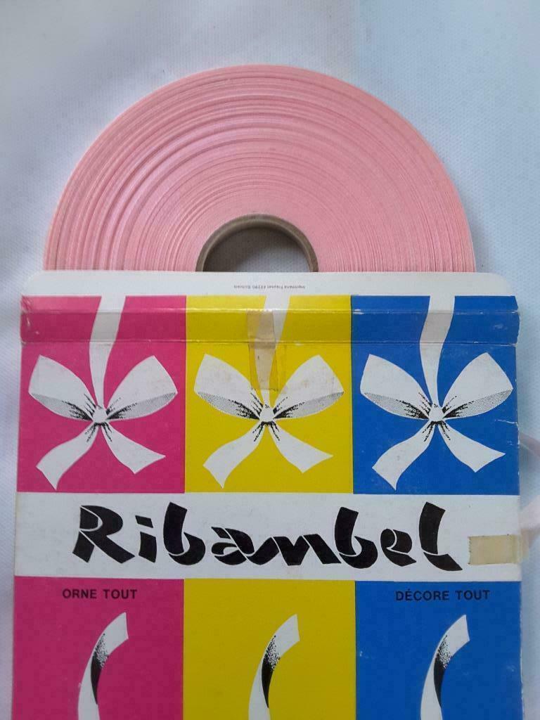 Papier lint breedte 10 mm kleur roze, Hobby en Vrije tijd, Naaien en Fournituren, Nieuw, Lint, Band of Elastiek, Ophalen of Verzenden
