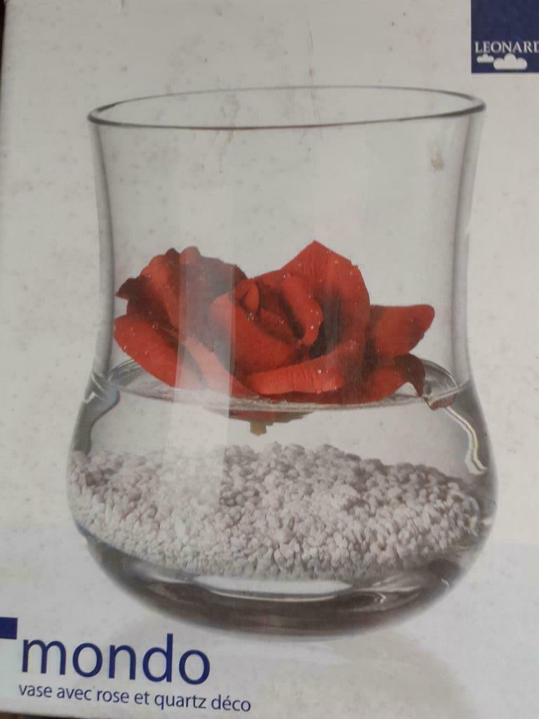 glazen vaas opgevuld met steentjes en roos, Ophalen, Gebruikt, Overige kleuren, Glas