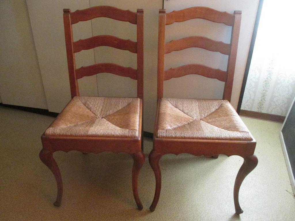 eiken stoelen met rieten zitting, Enlèvement