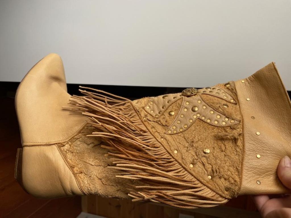 Prachtige cowboy laarzen met franjes 38, Kleding | Dames, Schoenen, Hoge laarzen, Beige, Ophalen of Verzenden, Zo goed als nieuw