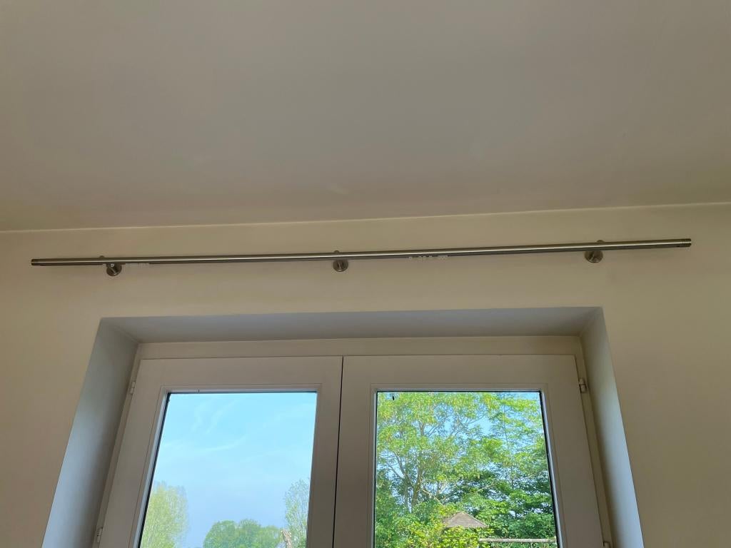 gordijn rail INOX, Huis en Inrichting, Stoffering | Gordijnen en Lamellen, Ophalen, Zo goed als nieuw, Grijs, 200 cm of meer
