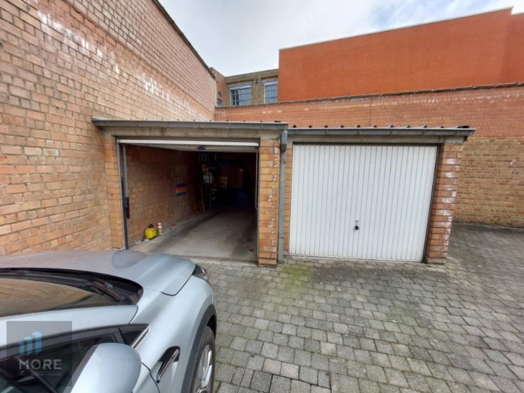 Garage TE HUUR ref. 4063834, Provincie West-Vlaanderen