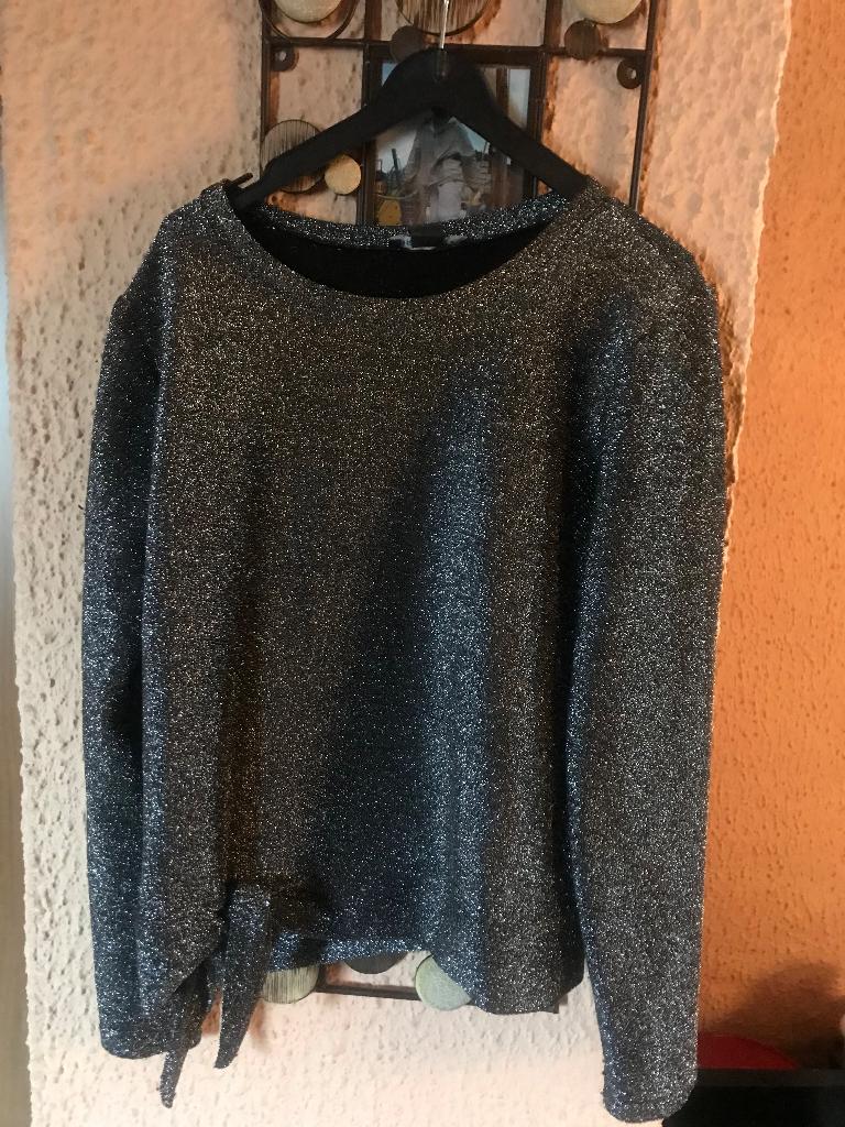 Zwarte blouse met lurex t.152, Kleding | Dames, Ophalen of Verzenden, Zo goed als nieuw, Zwart