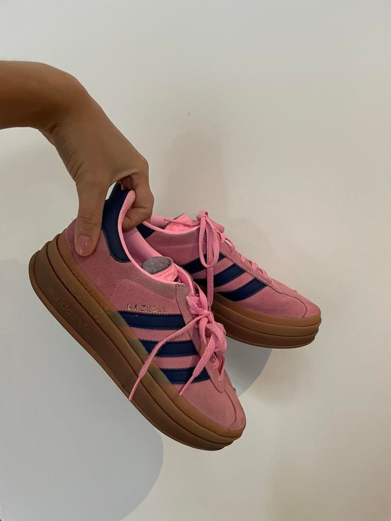 Totaalprijs Alle kledij/schoenen te koop op Pieterke, Ophalen, Zo goed als nieuw