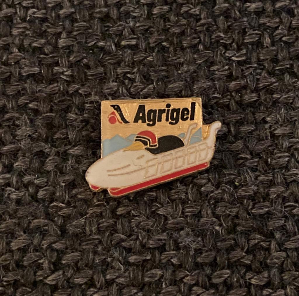 PIN - AGRIGEL - BOBSLEE, Envoi, Utilisé, Marque, Insigne ou Pin's