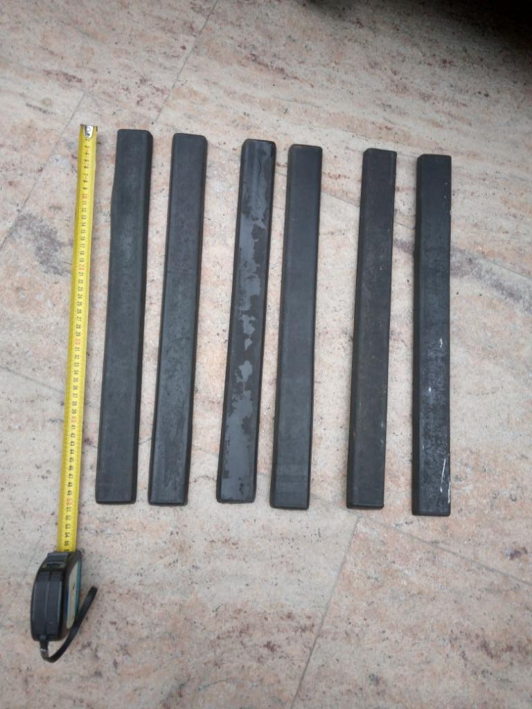VW T3 Stootrubber voor ijzeren voorbumper, Autos : Pièces & Accessoires, Carrosserie & Tôlerie, Enlèvement ou Envoi, Avant, Volkswagen