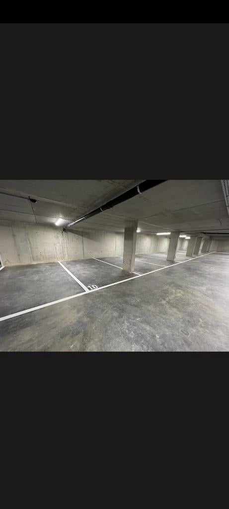 Te huur! Ondergrondse parkeerplaats Sint-gilles., Immo