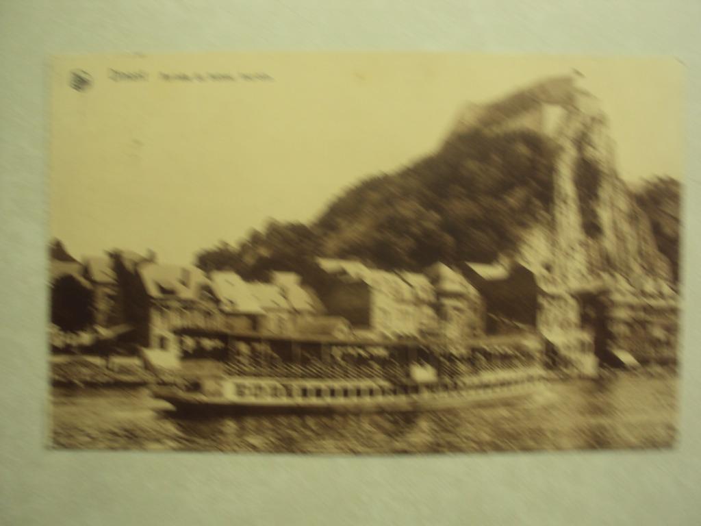 53599 - DINANT - ARRIVEE DU BATEAU TOURISTE - ZIE 2 FOTO'S, Envoi