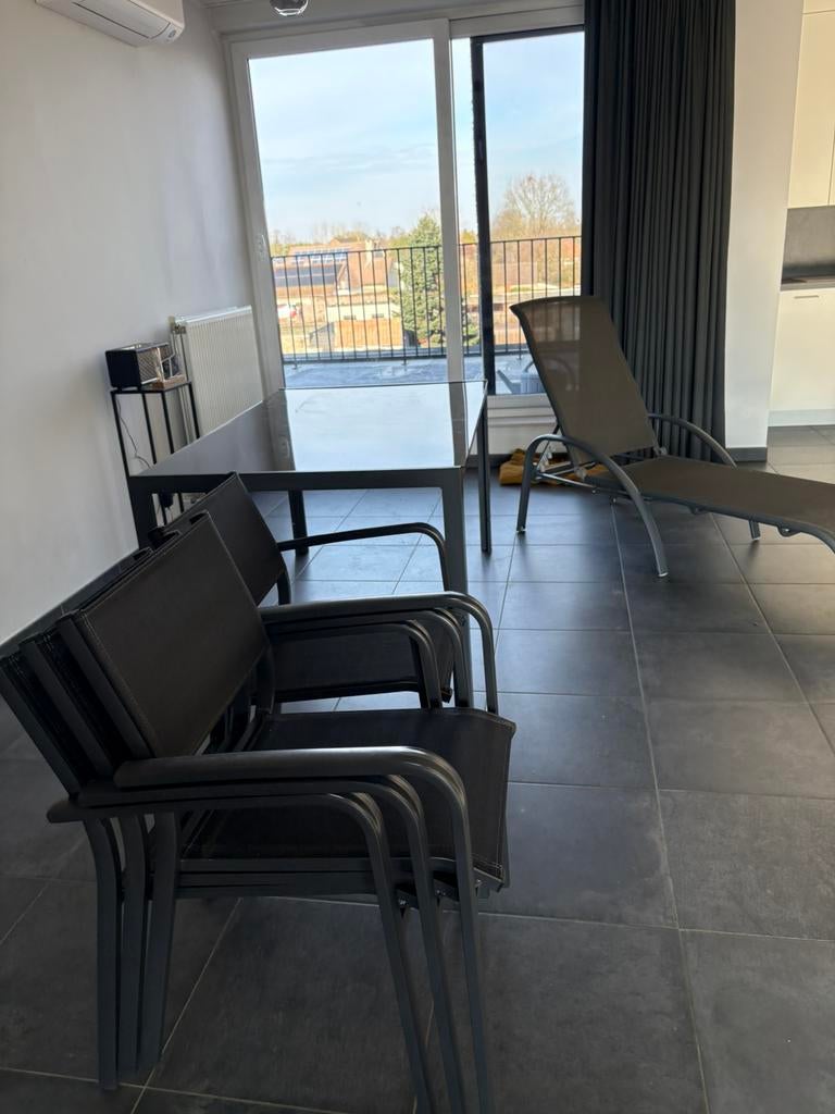 Moderne terras set:alum. tafel+4 stoelen+ligstoel–Topstaat!, Ophalen, Zo goed als nieuw, Aluminium, Stapelbaar