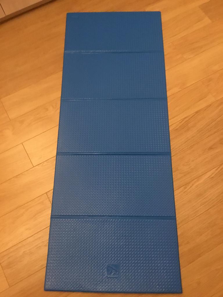Opvouwbare fitnessmat, Sports & Fitness, Équipement de fitness, Enlèvement ou Envoi, Tapis de fitness