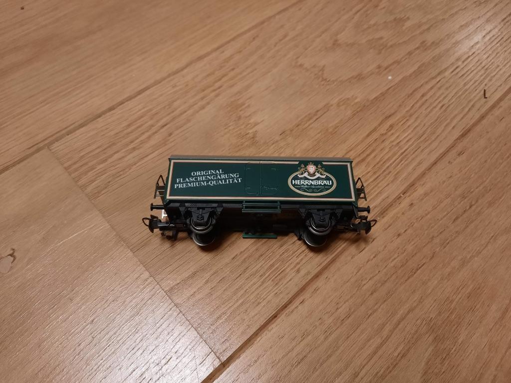 Märklin 4415-332 (2003105) - wagon frigorifique Herrnbräu, Enlèvement ou Envoi, Utilisé, Wagon, Märklin