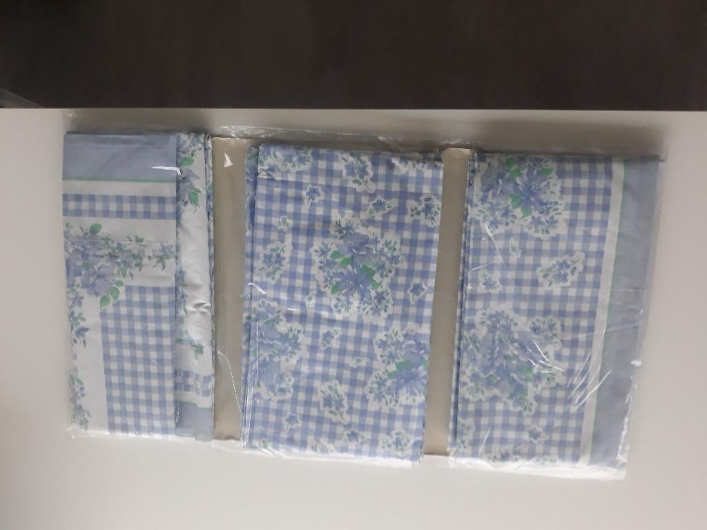 bovenlaken / hoeslaken / kussensloop voor 2 persoonsbed, Huis en Inrichting, Slaapkamer | Beddengoed, Ophalen, Blauw, Dekbedovertrek