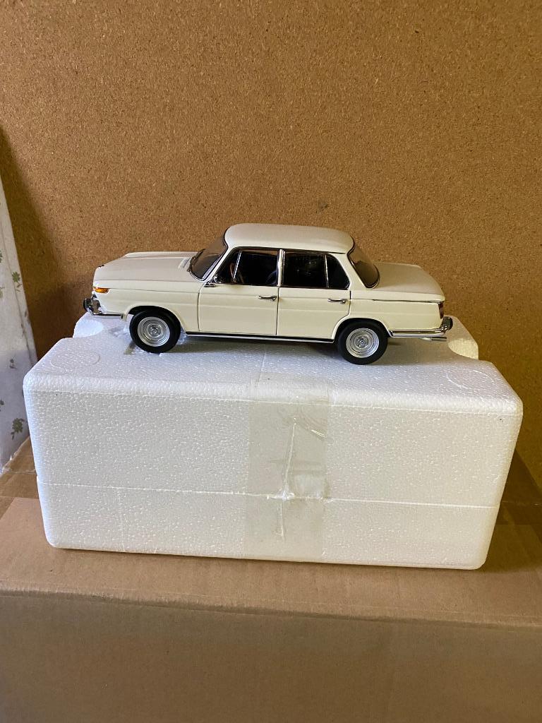 BMW 1800 TI/SA Charmonix white  1:18, Ophalen of Verzenden, Nieuw, Auto, Autoart
