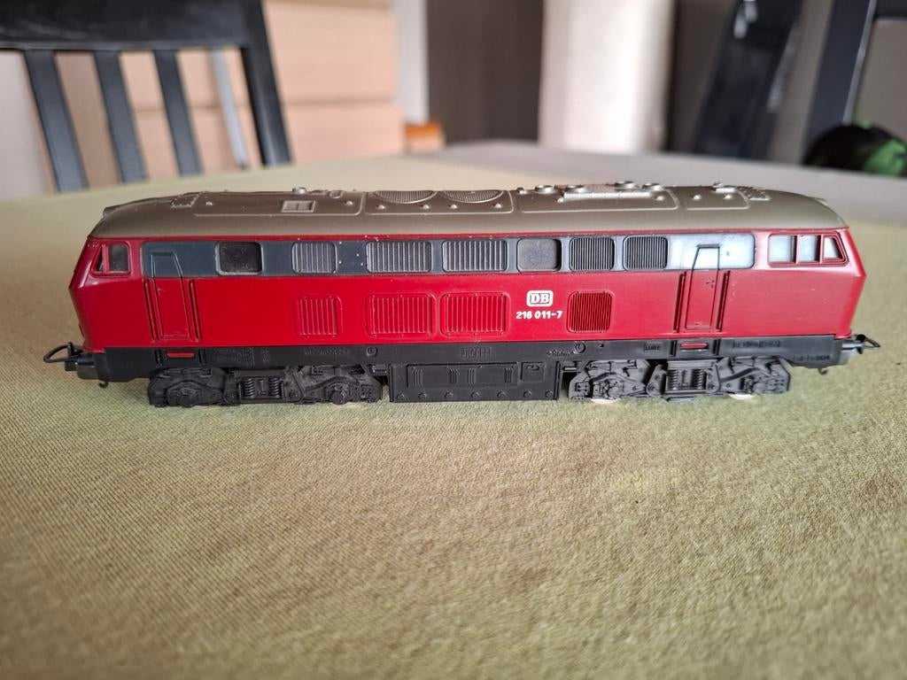 LIMA V216 diesellocomotief, Ophalen of Verzenden, Zo goed als nieuw, Gelijkstroom, Lima