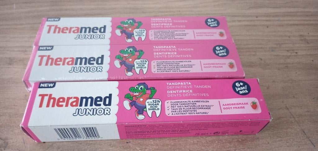 Theramed Junior Tandpasta, Handtassen en Accessoires, Uiterlijk | Mondverzorging, Ophalen of Verzenden, Nieuw, Tandpasta