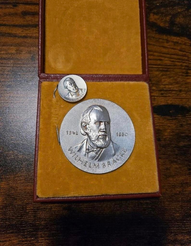 ★Wilhelm Bracke Zilver ♣︎ Penning is ◆ 146jaar oud ♠︎, Verzenden, Zilver