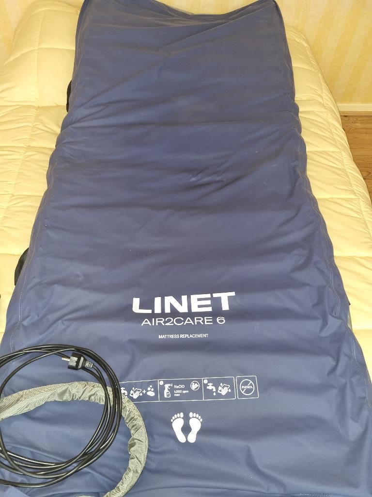 alternerende matras air2care esri 500, Diversen, Ophalen, Zo goed als nieuw