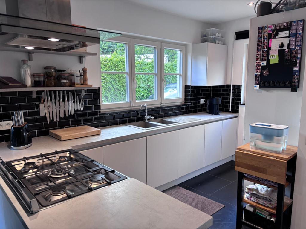Keuken Ixina inclusief toestellen, kleur zijdegrijs, Maison & Meubles, Cuisine | Cuisines complètes, Utilisé, Cuisine d'angle