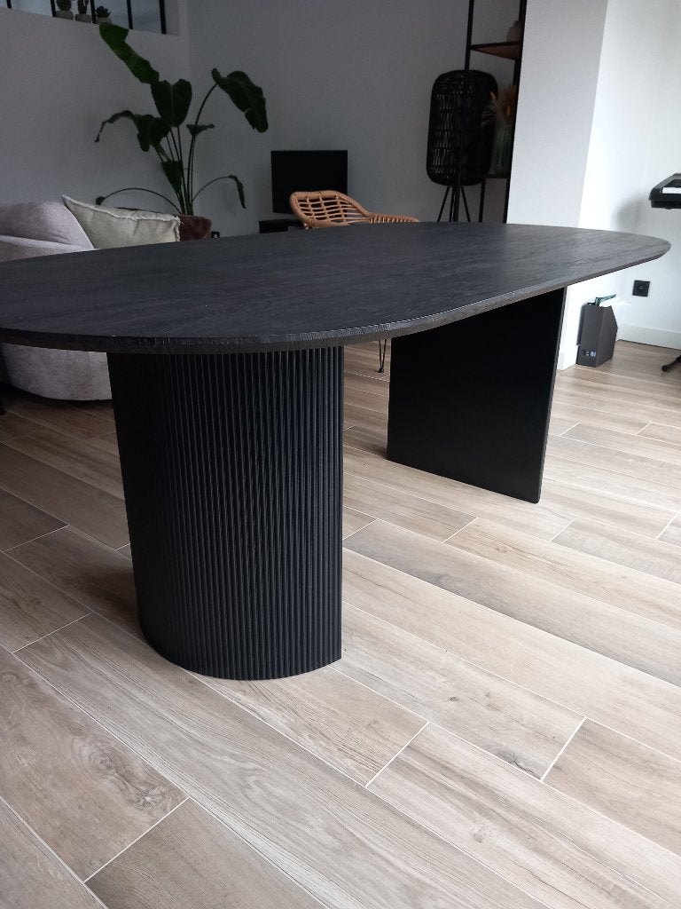 Donkerbruine eettafel YGO, Ophalen, Zo goed als nieuw, Ovaal