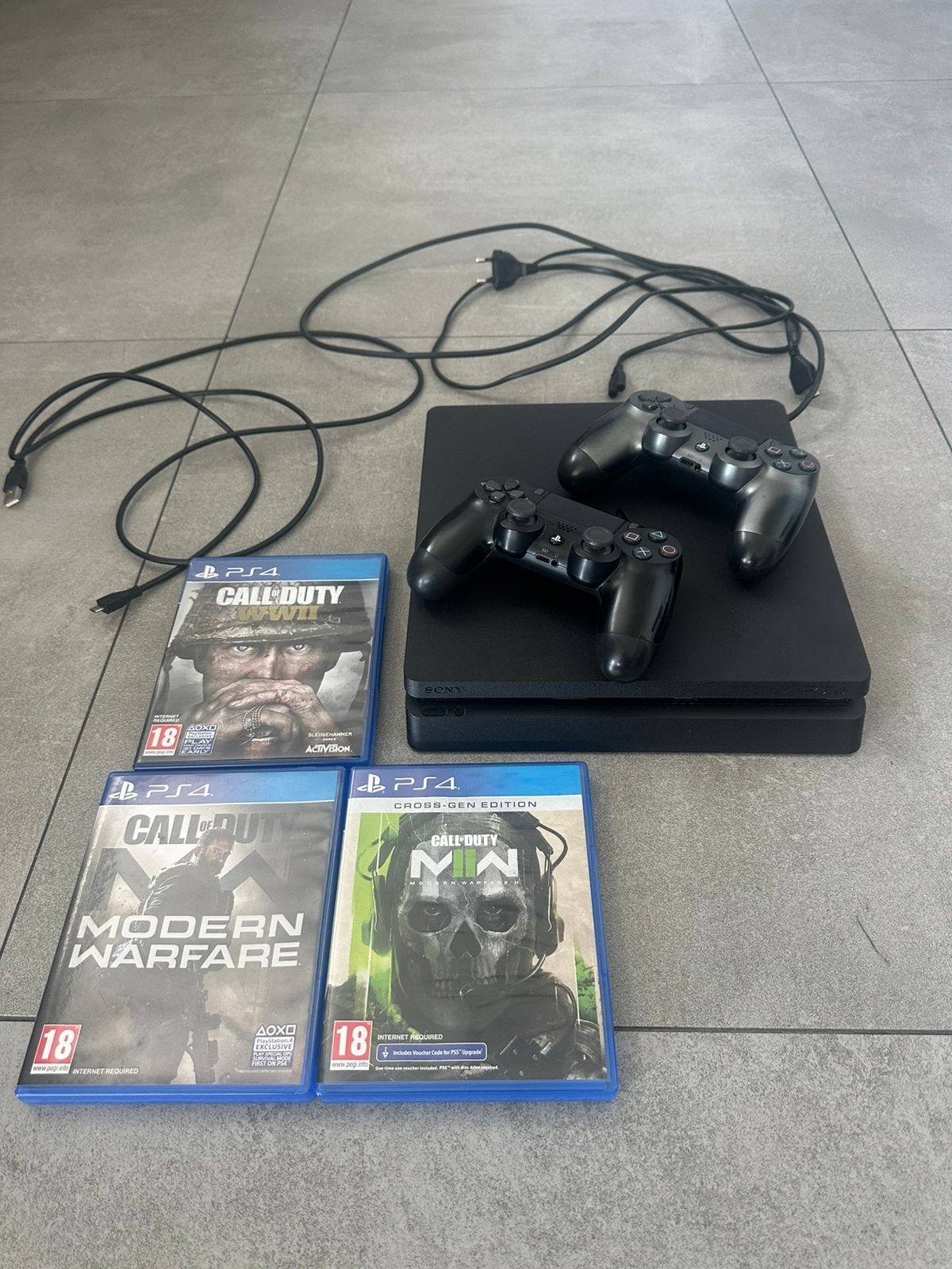 Sony PlayStation 4 Slim – 500GB + 2 Controllers + Games, Met 2 controllers, Ophalen of Verzenden, Slim, 500 GB