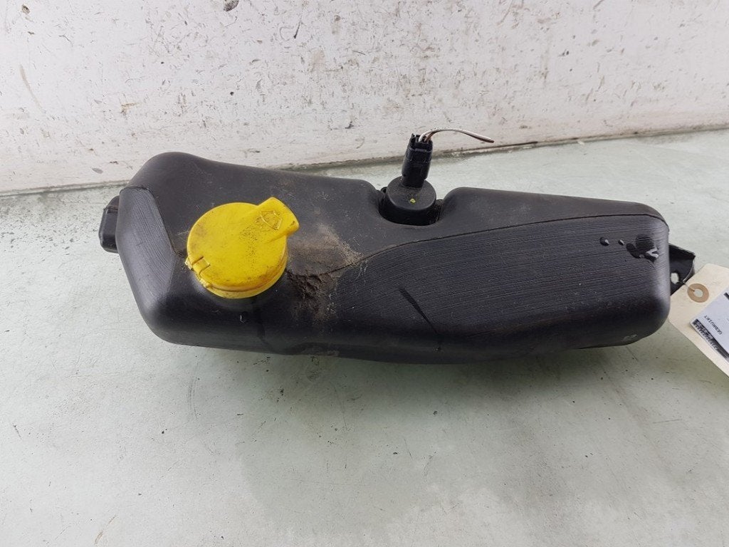 RUITENSPROEIERRESERVOIR VOOR Dacia Duster (SR), Gebruikt, Dacia