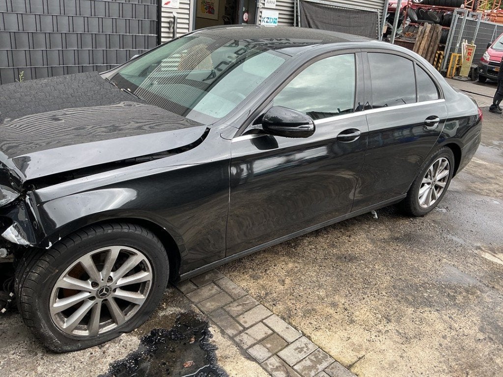 AMORTISSEUR OU ABSORBEUR DE CHOC AVANT GAUCHE E (W213), Autos : Pièces & Accessoires, Mercedes-Benz, Utilisé, Dialog.mb@mercedes-benz.com