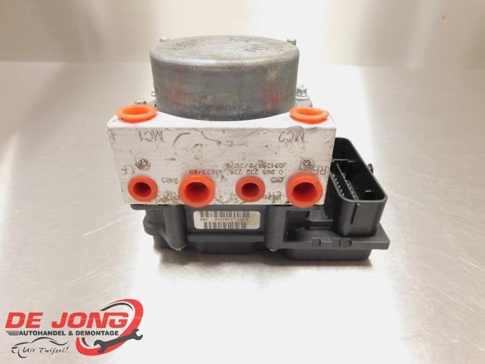 Pompe ABS d'un Ford KA, -, 3 mois de garantie, -, -