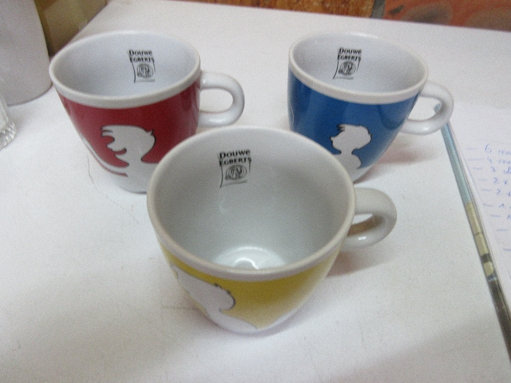 3 nieuwe koffie tassen douwe egberts, Huis en Inrichting, Ophalen, Nieuw