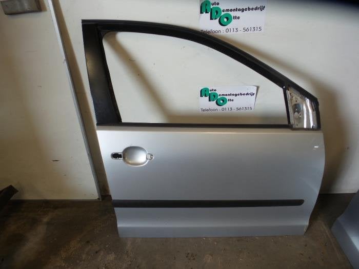 Portière 4portes avant droite d'un Volkswagen Polo (Polo 01, Volkswagen, -, 3 mois de garantie, Utilisé