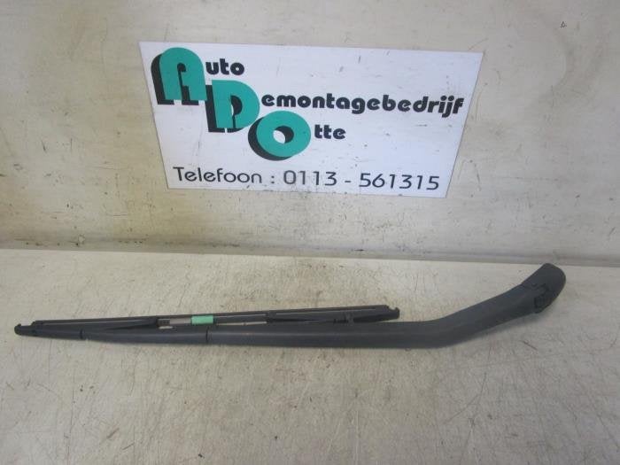 Ruitenwisserarm achter van een Fiat Punto (Punto 99-), Gebruikt, -, -, Ophalen of Verzenden
