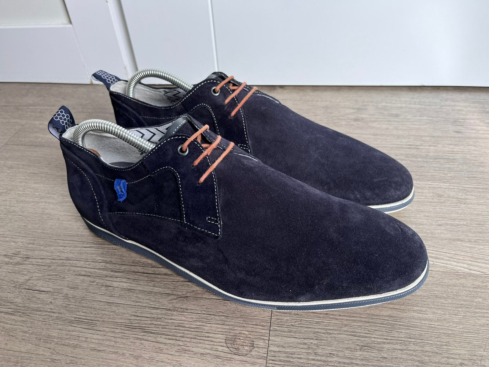 Floris van Bommel sneakers maat 9.5 / 43.5 H als nieuw, Vêtements | Hommes, Enlèvement ou Envoi, Comme neuf, Bleu, Baskets