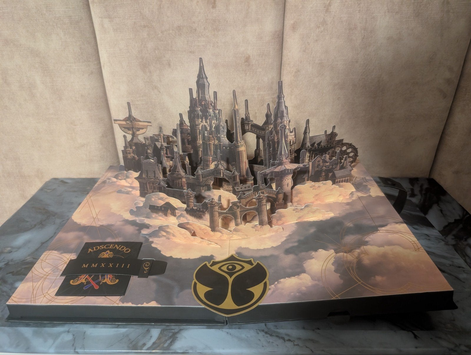 Treasure Case Tomorrowland, Ophalen of Verzenden